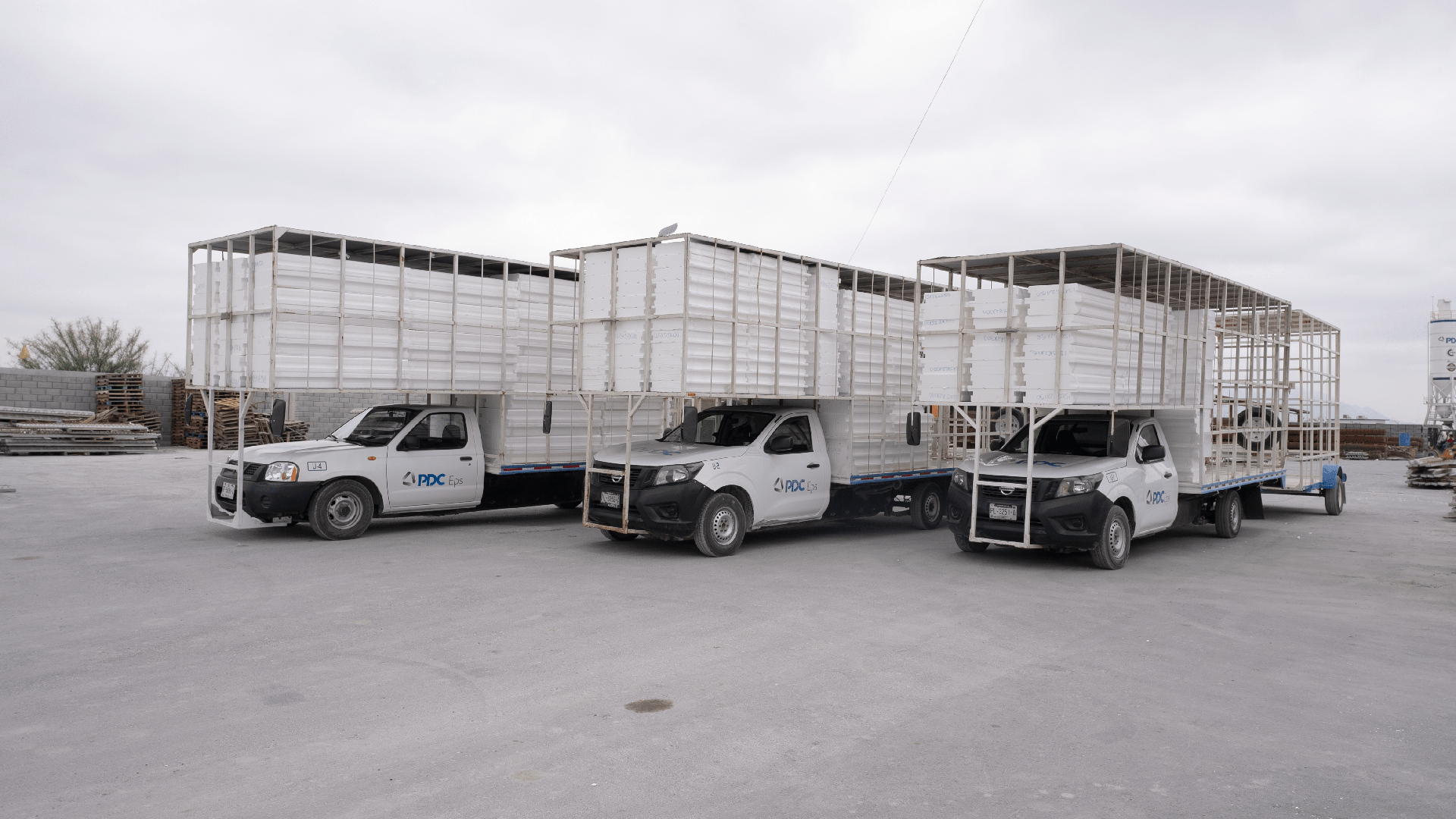 Unidades de reparto PDC Prelosa cargadas y listas para obra